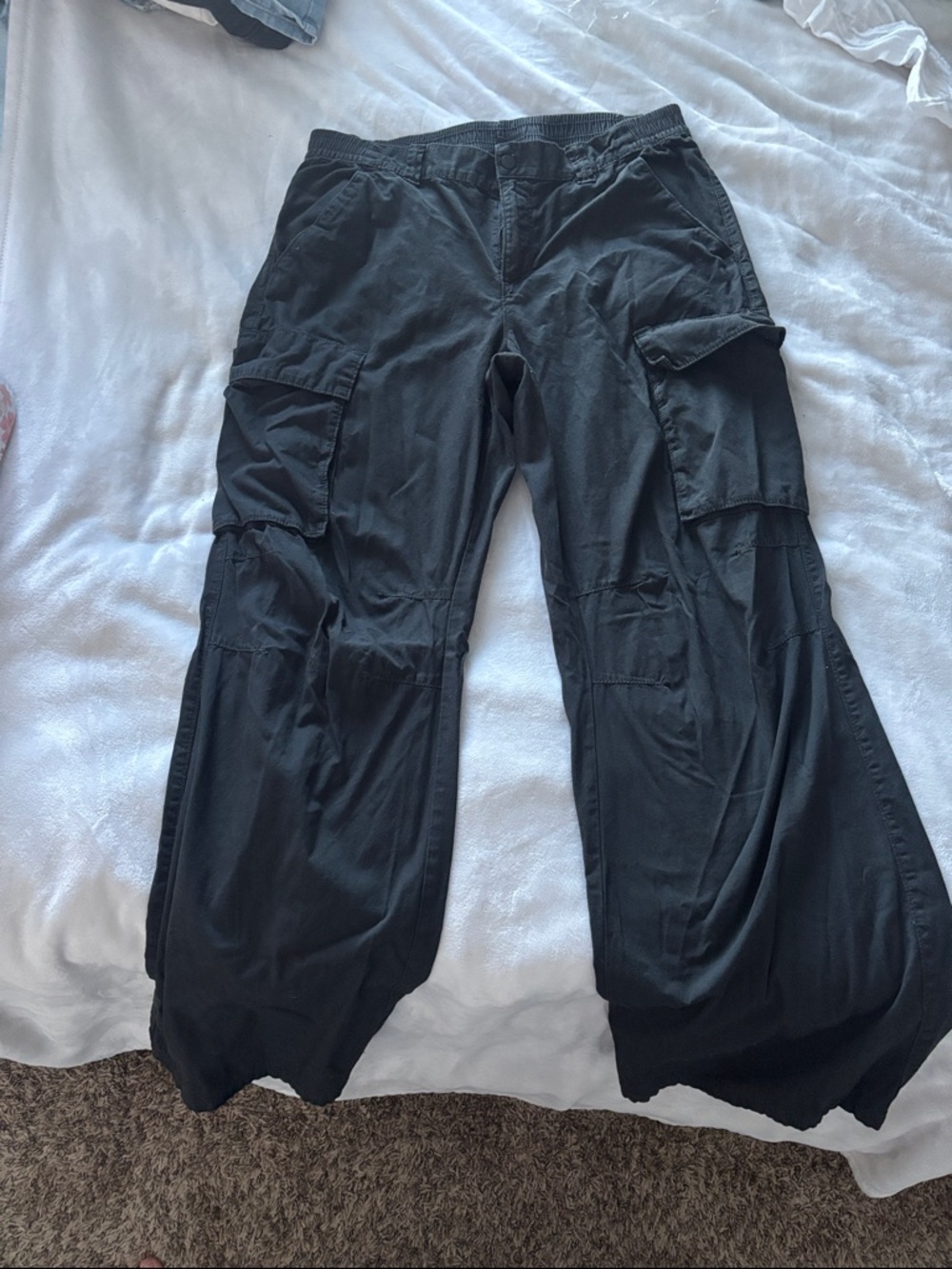 H&M Black Straight-Leg Cargo Pants